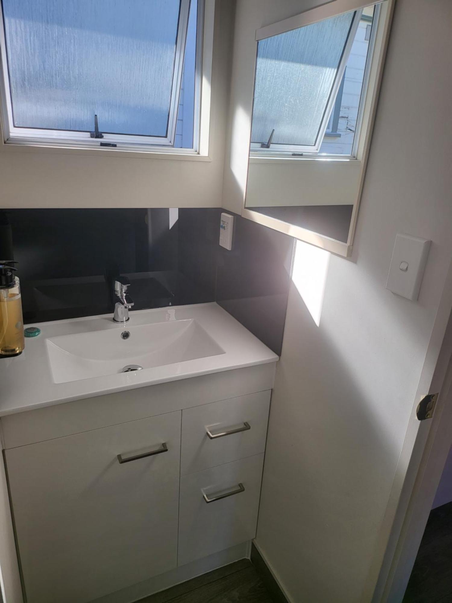 Ferrylink Motel Пиктън Екстериор снимка