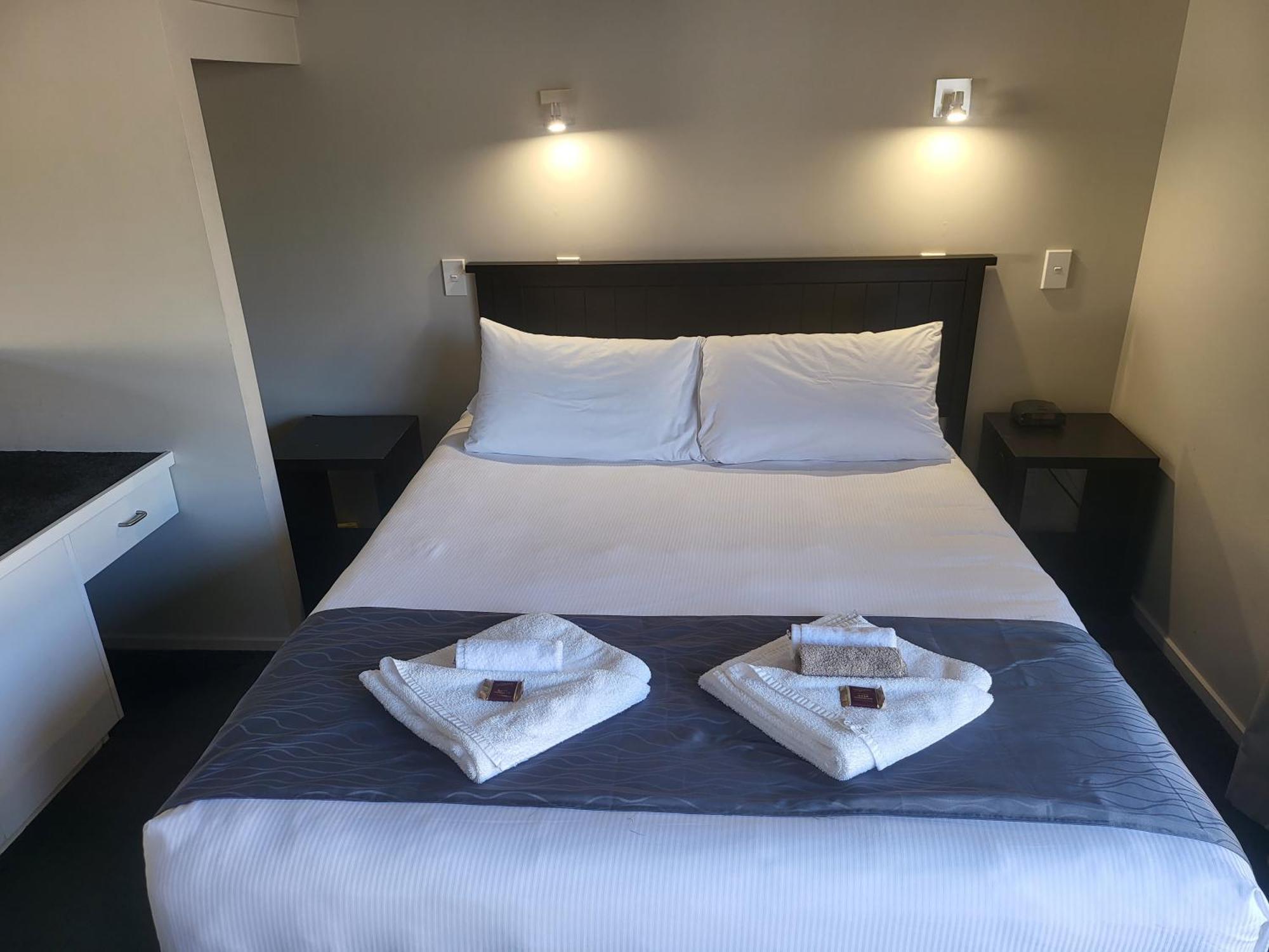 Ferrylink Motel Пиктън Екстериор снимка