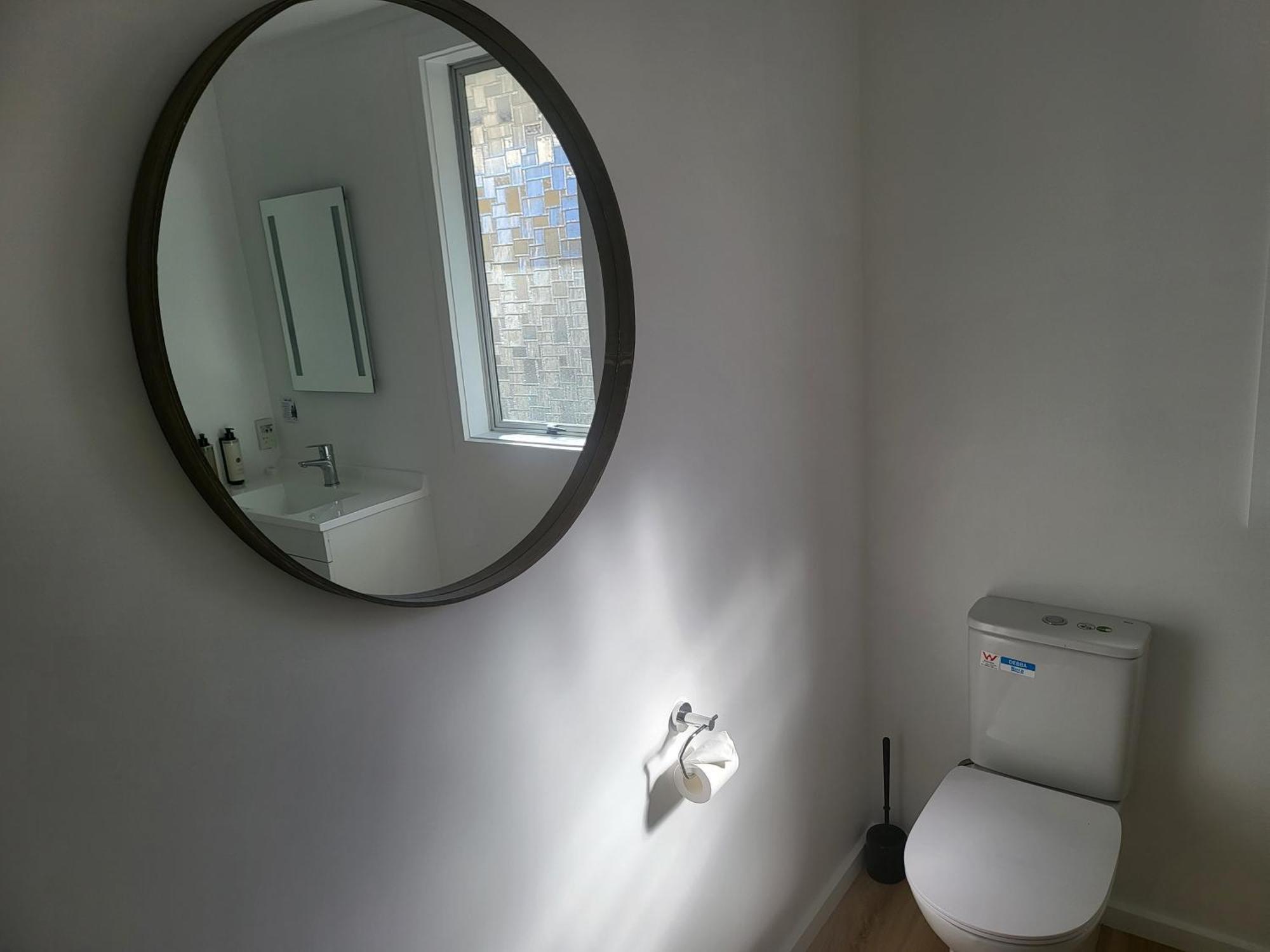 Ferrylink Motel Пиктън Екстериор снимка